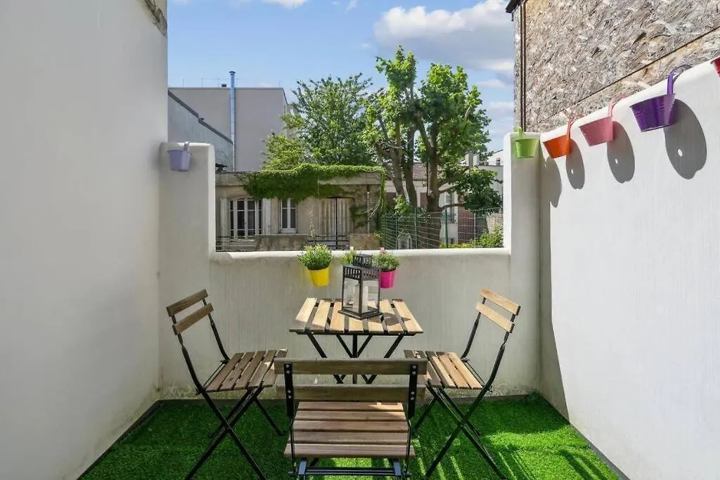 Cosy Studio With Terrace Retreat - Mp52A Apartment Paris